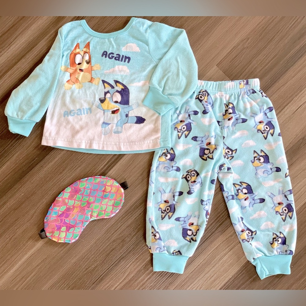 BLUEY PAJAMA SET - SUPER SOFT - PET FREE SMOKE FREE